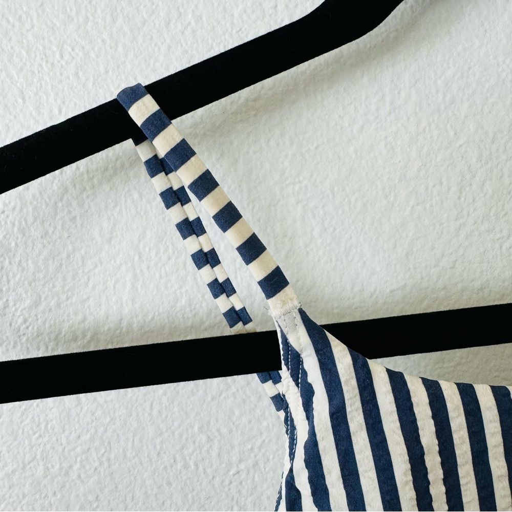 Lululemon Waterside Striped Bikini Top Navy and White - Picture 2 of 6